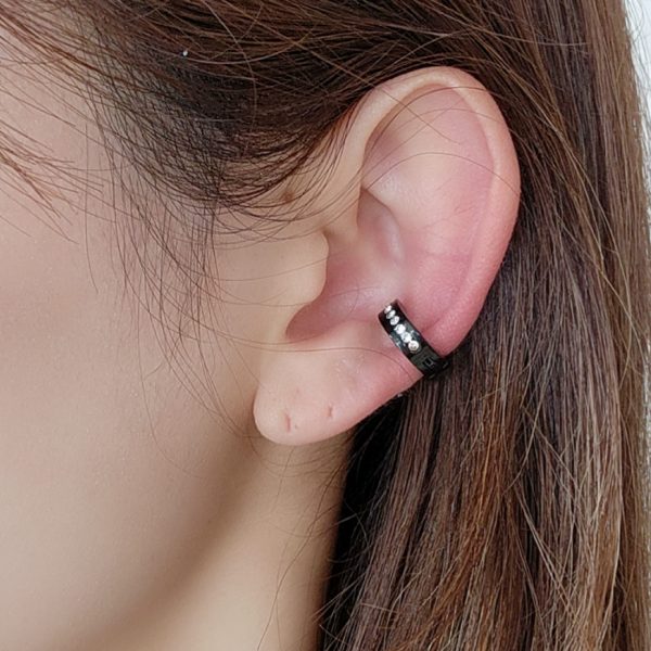 [Adelina Style] 幅4mm×内径9mm 7粒ジルコニア イヤーカフ フェイクピアス イヤリング レディース メンズ ノンホールピアス - 画像 (2)