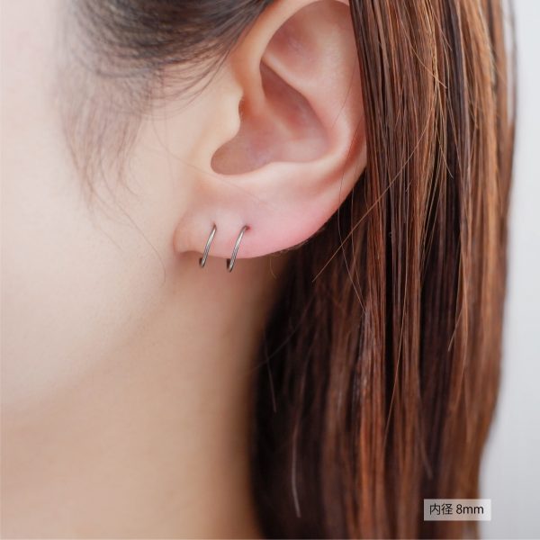 [Adelina Style] チタン ピアス スパイラル らせん コイルピアス つけっぱなし メンズ レディース モダンデザイン 高耐久性 金属アレルギー対応 シルバーカラー 1ペア - 画像 (2)