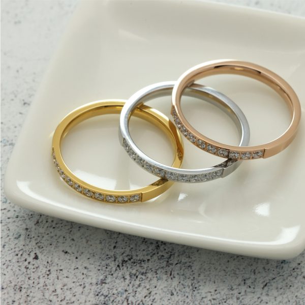 [Adelina Style] リング 平打 幅2.4mm 指輪 10粒 キュービックジルコニア ハーフエタニティ リング サージカルステンレス 細身 レディース メンズ 金属アレルギー対応 男女 プレゼント - 画像 (7)
